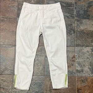 Melissa McCarthy Seven7 White Pants